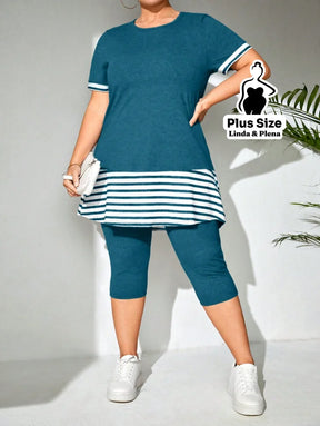 Conjunto com Blusa Longa Listrada e Legging Curta Plus Size Azul / G Conjunto com Blusa Longa Listrada e Legging Curta