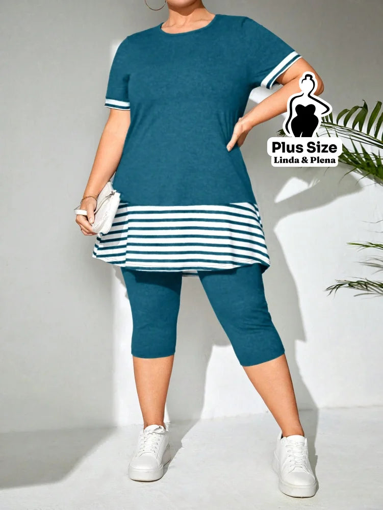 Conjunto com Blusa Longa Listrada e Legging Curta Plus Size Azul / G Conjunto com Blusa Longa Listrada e Legging Curta