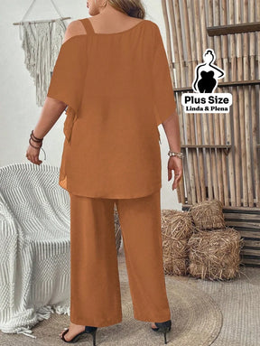Conjunto com Blusa Ombro Vazado e Babados Plus Size Conjunto com Blusa Ombro Vazado e Babados Plus Size
