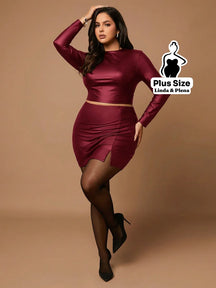 Conjunto Couro Fake Com Cropped E Saia Justa Plus Size Vinho / G Conjunto Couro Fake Com Cropped E Saia Justa Plus Size