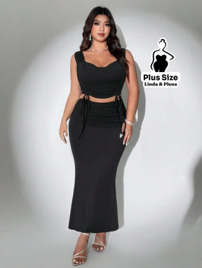 Conjunto Cropped Ajustável Com Saia Lápis Plus Size Conjunto Cropped Ajustável Com Saia Lápis Plus Size