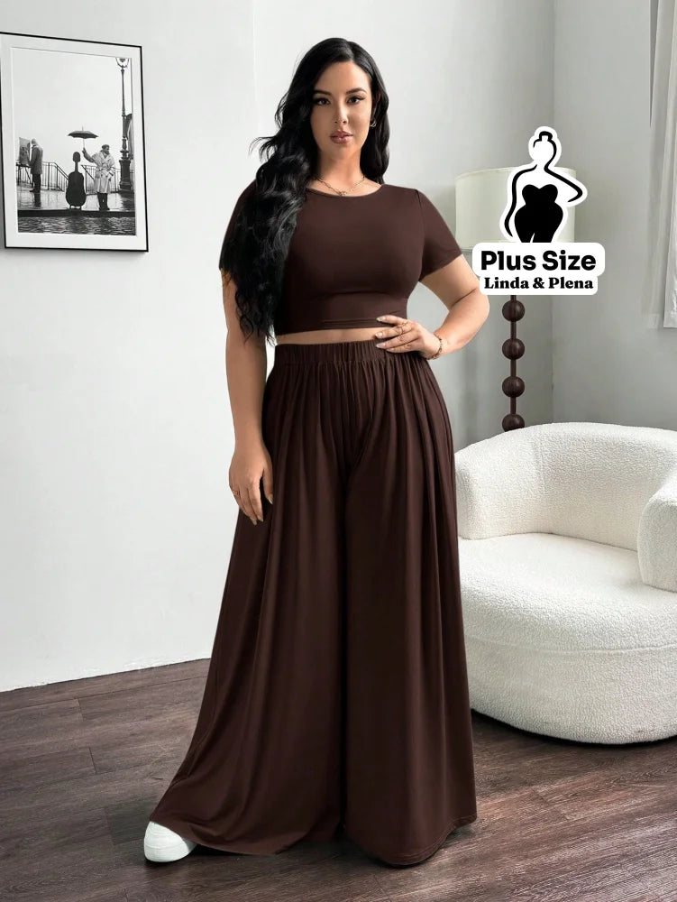 Conjunto Cropped Justo E Calça Pantalona Leve Plus Size Conjunto Cropped Justo E Calça Pantalona Leve Plus Size