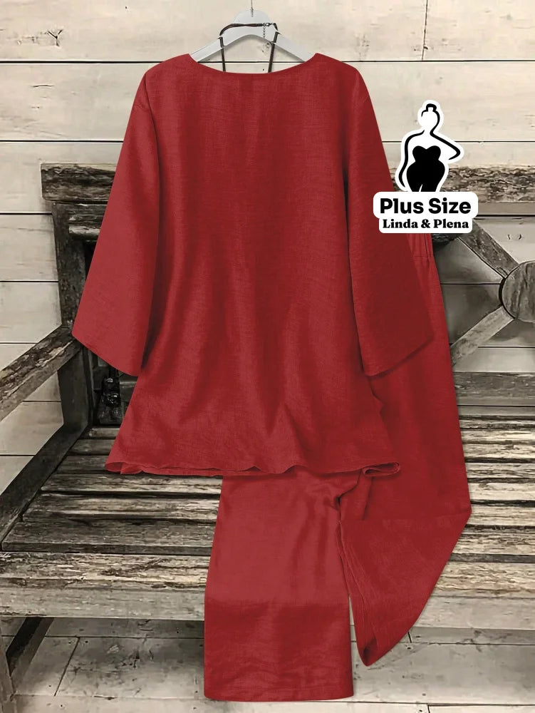 Conjunto Elegante com Blusa Assimétrica e Calça Plus Size Conjunto Elegante com Blusa Assimétrica e Calça Plus Size
