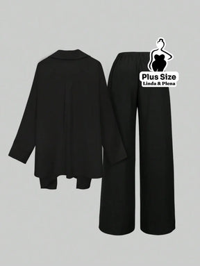 Conjunto Elegante com Blusa Transpassada e Calça Reta Plus Size Conjunto Elegante com Blusa Transpassada e Calça Reta