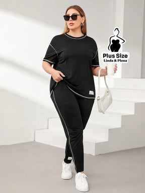 Conjunto Esportivo Com Blusa Solta E Calça Justa Plus Size Preto / G Conjunto Esportivo Com Blusa Solta E Calça Justa