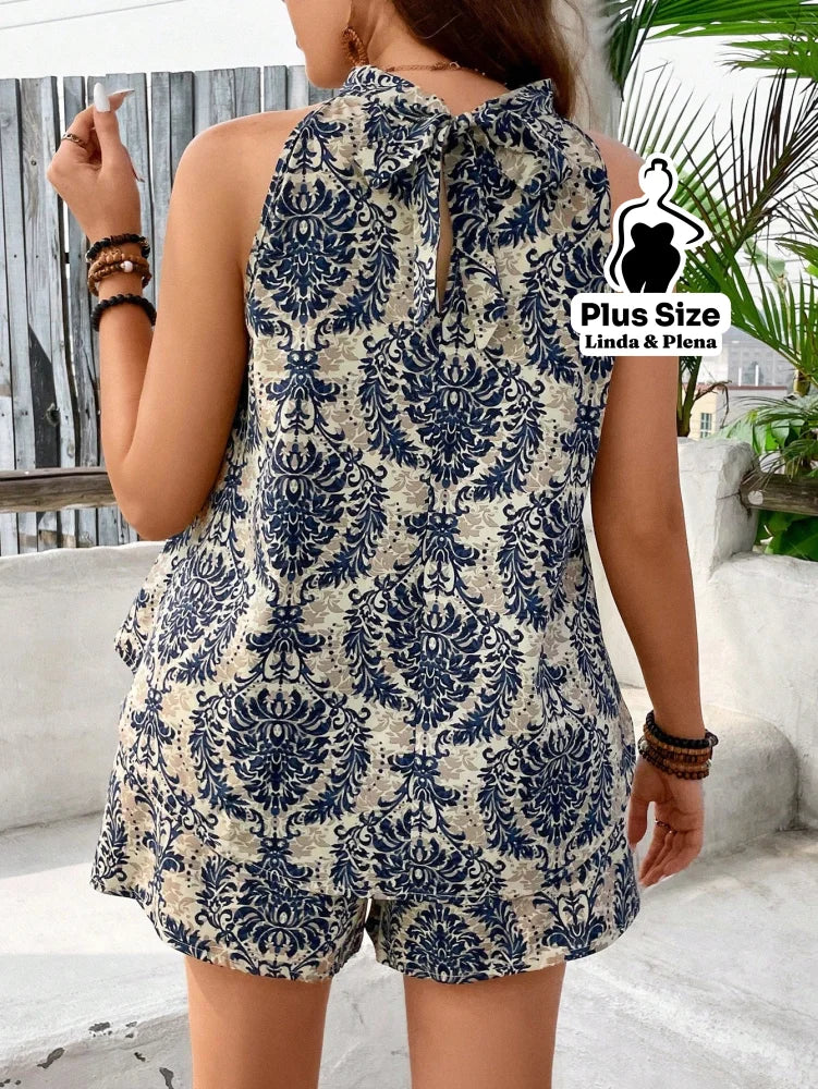 Conjunto Estampado com Regata Halter e Shorts Plus Size Conjunto Estampado com Regata Halter e Shorts Plus Size
