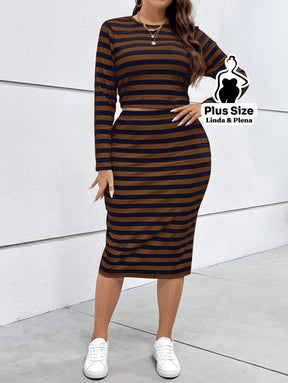 Conjunto Listrado Manga Longa Com Saia Justa Plus Size Conjunto Listrado Manga Longa Com Saia Justa Plus Size