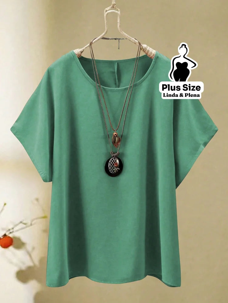 Conjunto Minimalista com Blusa Solta e Calça Reta Plus Size Conjunto Minimalista com Blusa Solta e Calça Reta Plus Size