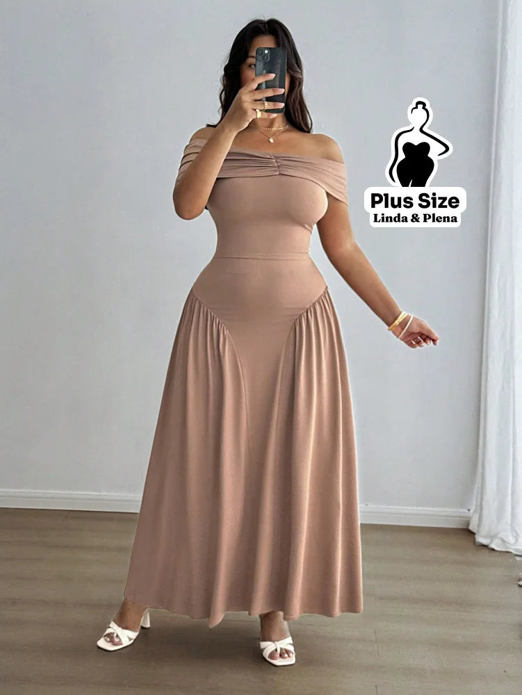 Conjunto Ombro A Ombro Com Pregas E Saia Fluida Plus Size Conjunto Ombro A Ombro Com Pregas E Saia Fluida Plus Size