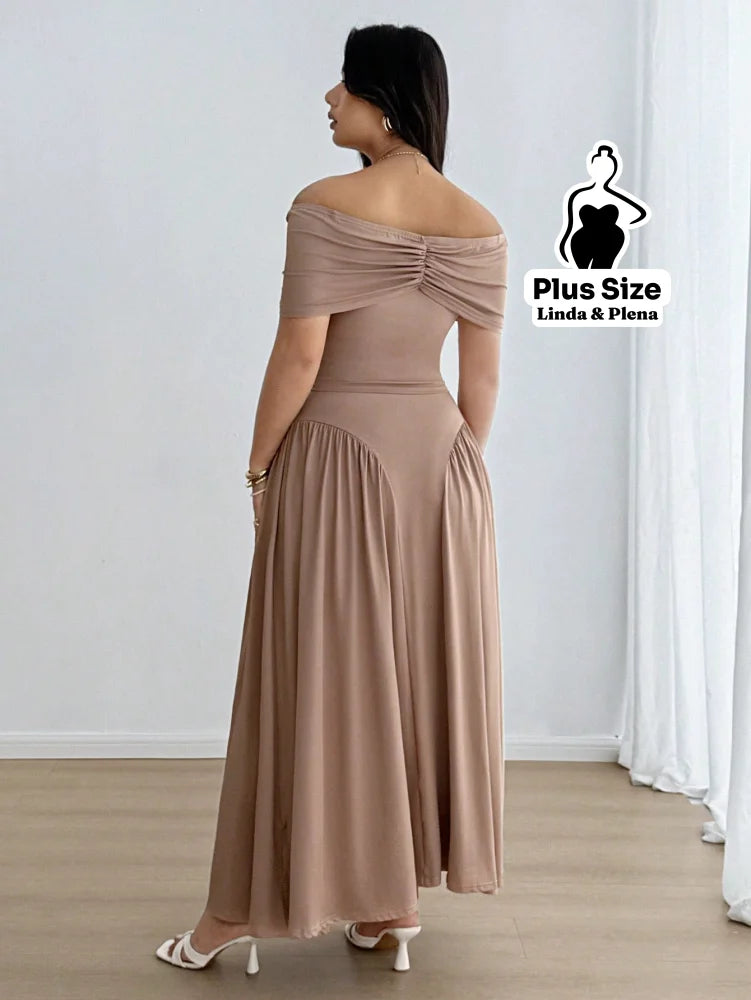 Conjunto Ombro A Ombro Com Pregas E Saia Fluida Plus Size Conjunto Ombro A Ombro Com Pregas E Saia Fluida Plus Size