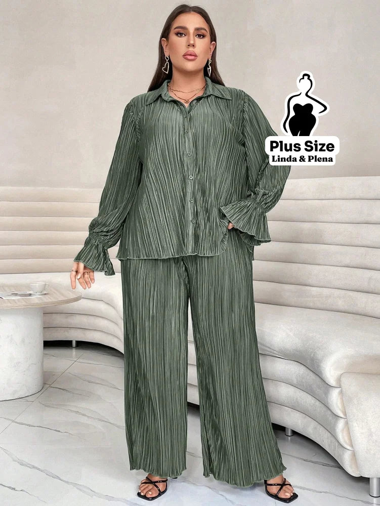Conjunto Plissado Com Camisa Elegante E Calça Solta Plus Size Conjunto Plissado Com Camisa Elegante E Calça Solta Plus