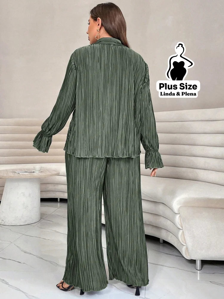 Conjunto Plissado Com Camisa Elegante E Calça Solta Plus Size Conjunto Plissado Com Camisa Elegante E Calça Solta Plus