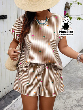 Conjunto Short E Blusa Estampados Em Tecido Leve Plus Size Bege / G Conjunto Short E Blusa Estampados Em Tecido Leve