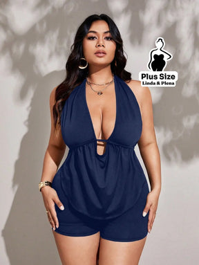 Conjunto Shortinho Com Decote Profundo E Amarração Plus Size Conjunto Shortinho Com Decote Profundo E Amarração Plus