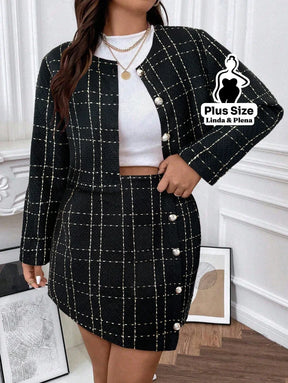Conjunto Tweed Com Botões E Saia Curta Elegante Plus Size Conjunto Tweed Com Botões E Saia Curta Elegante Plus Size