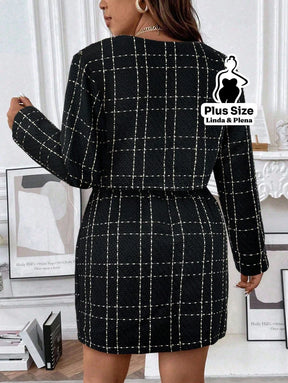 Conjunto Tweed Com Botões E Saia Curta Elegante Plus Size Conjunto Tweed Com Botões E Saia Curta Elegante Plus Size