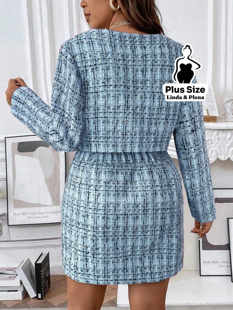 Conjunto Tweed Com Botões E Saia Curta Elegante Plus Size Conjunto Tweed Com Botões E Saia Curta Elegante Plus Size