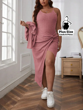 Conjunto Vestido Canelado Com Fenda E Cardigan Plus Size Conjunto Vestido Canelado Com Fenda E Cardigan Plus Size